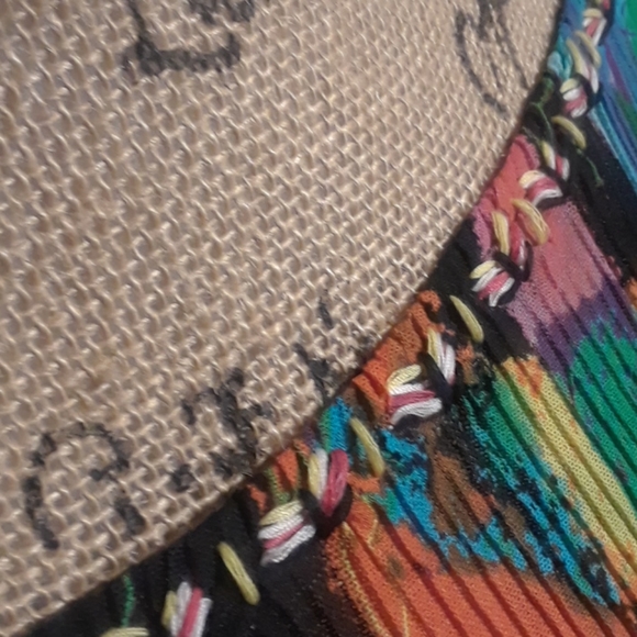 Elysee Top - Picture 3 of 5